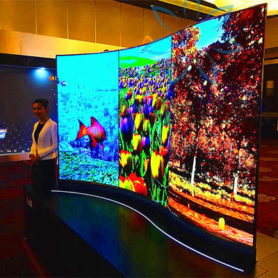China Verschiedene Größen-Digital-Werbungs-Schirm-Boden-Stand-Art mit System OLED Android fournisseur